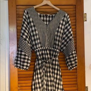 J Crew dress tie front button from gingham